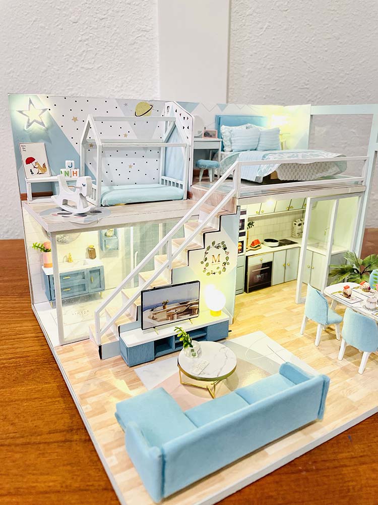 1: 24 DIY Miniature Dollhouse Kit My Life is so Well Three
